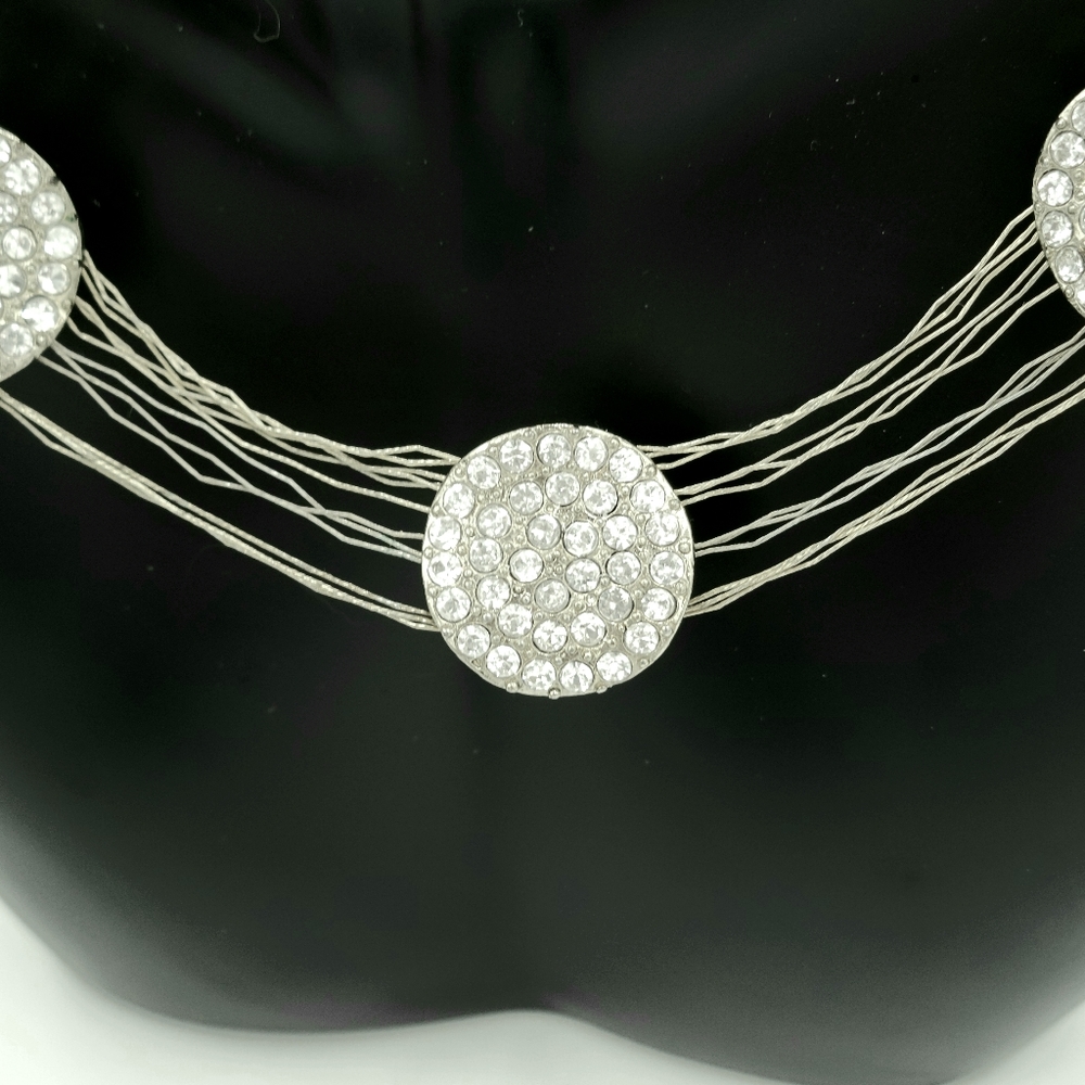 🔴 Silver Thread Rhinestone Demi-parure - Picture 11 of 16
